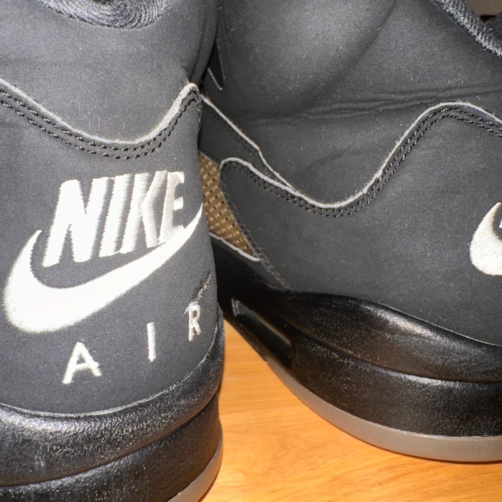 Air Jordan 5 Black Metallic (2016) - Picture 12 of 12